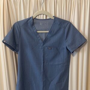 Wearfigs Catarina One-Pocket Scrub Top